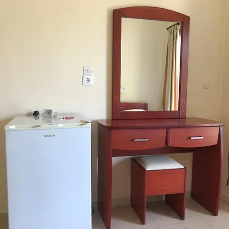 Metropol Ξενοδοχείο με διαμερίσματα Νυδρί