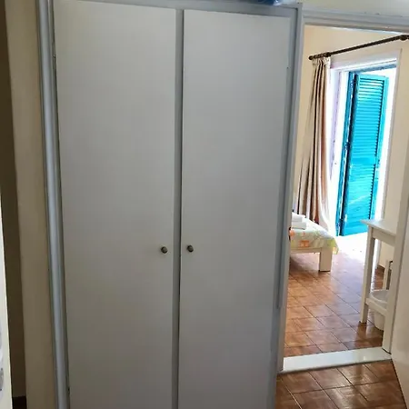 Ξενοδοχείο με διαμερίσματα Metropol *