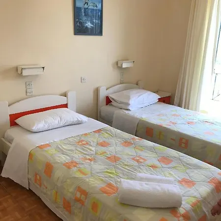 Metropol Ξενοδοχείο με διαμερίσματα