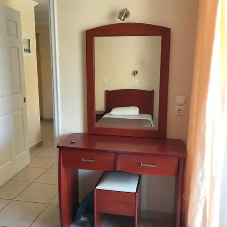 Metropol Ξενοδοχείο με διαμερίσματα