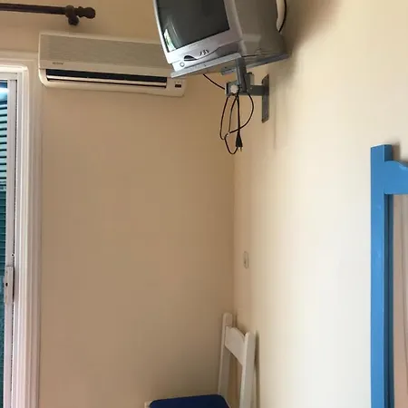 Metropol Ξενοδοχείο με διαμερίσματα *