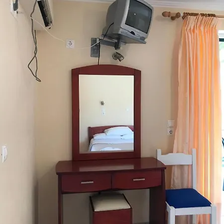 Ξενοδοχείο με διαμερίσματα Metropol Νυδρί