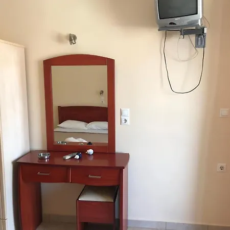 Metropol Ξενοδοχείο με διαμερίσματα *